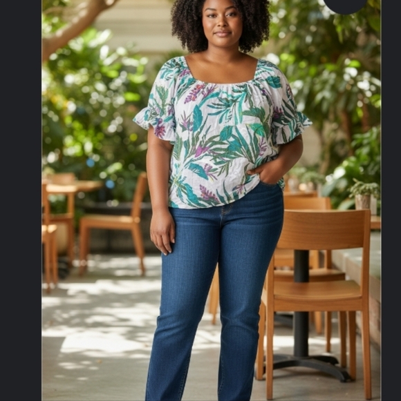 Terra & Sky Tops - TERRA AND SKY LAVENDER Floral Print BELL SLEEVE Women's Top 3 X (24W- 26W)